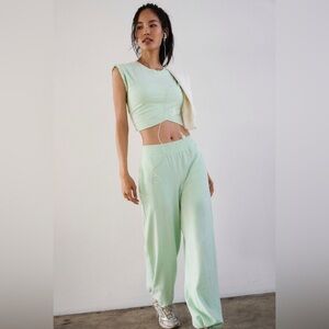 Free People Movement Hot Shot Crossover Set Pistachio